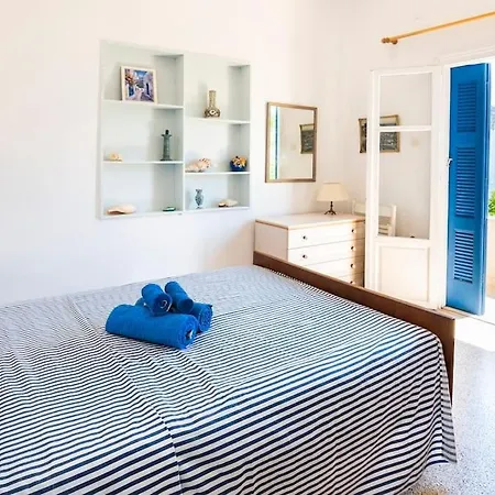 דירה Traditional Floor 90 Meters From The באטסי