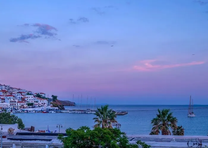 Apartament Traditional Floor 90 Meters From The *